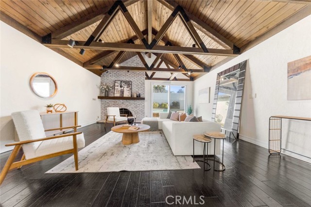 Detail Gallery Image 30 of 74 For 2950 N Lincoln St, Burbank,  CA 91504 - 3 Beds | 2 Baths