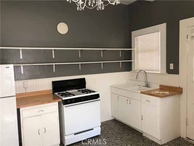 1029 Salem Street, Chico CA: https://media.crmls.org/medias/8a9e1310-dd50-4ae5-b09f-1b30ef16db0a.jpg