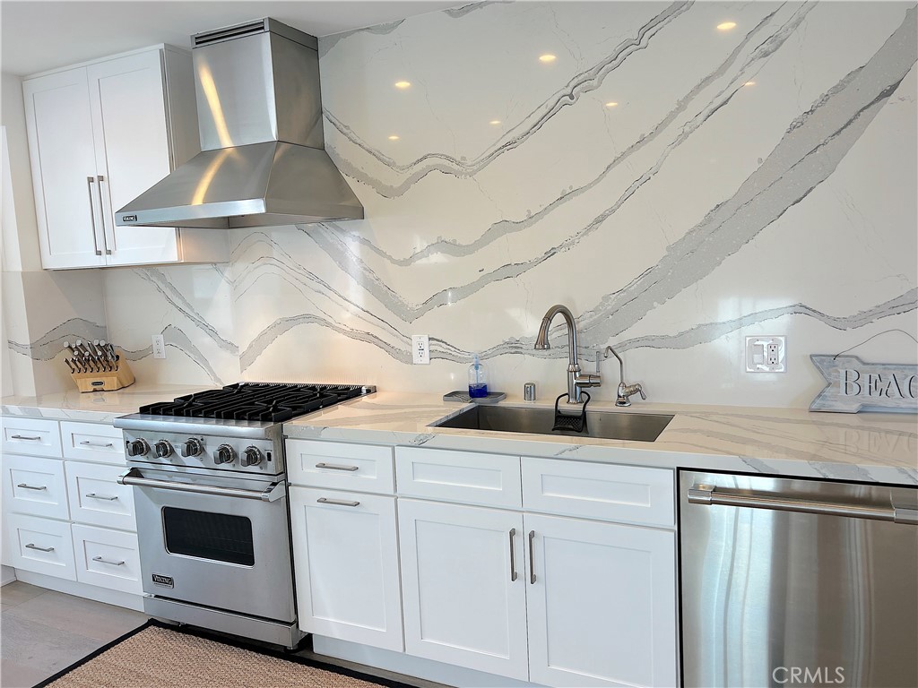 MLS #OC25259682 image #33