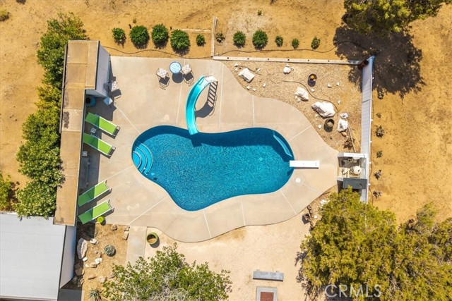 9124 Joshua Lane, Yucca Valley CA: https://media.crmls.org/medias/8a9f5859-fbe7-455a-8c85-331b33fa6801.jpg