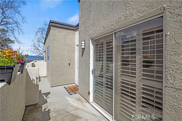 Detail Gallery Image 32 of 45 For 24451 Leonard Tree Ln #201,  Newhall,  CA 91321 - 2 Beds | 2 Baths