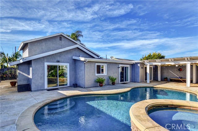 Image 26 of 31 For 1126 Naples  