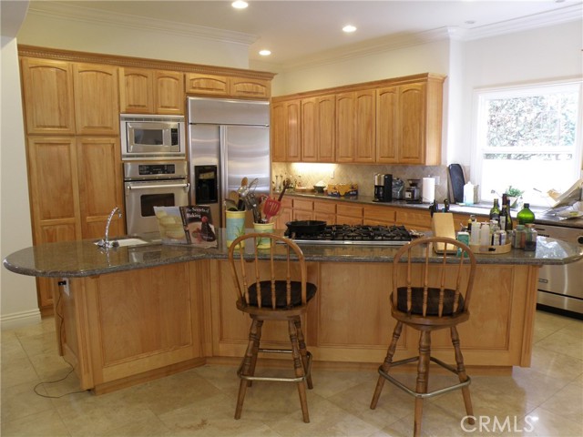 Detail Gallery Image 8 of 23 For 1201 2nd St, Manhattan Beach,  CA 90266 - 5 Beds | 4/1 Baths