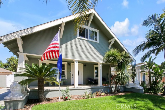 522 S Helena Street, Anaheim CA: https://media.crmls.org/medias/8aa0bb4e-b500-4981-a93b-66e85eeef83a.jpg