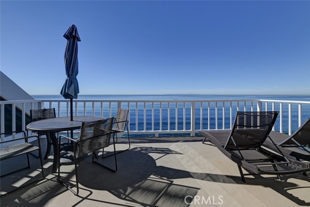 Detail Gallery Image 6 of 29 For 1021 Gaviota Dr, Laguna Beach,  CA 92651 - 3 Beds | 2 Baths