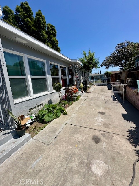 Detail Gallery Image 10 of 11 For 309 E Louise St, Long Beach,  CA 90805 - – Beds | – Baths