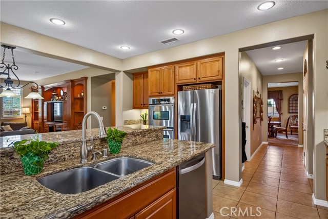 Detail Gallery Image 22 of 51 For 11484 Armour, Beaumont,  CA 92223 - 5 Beds | 4 Baths