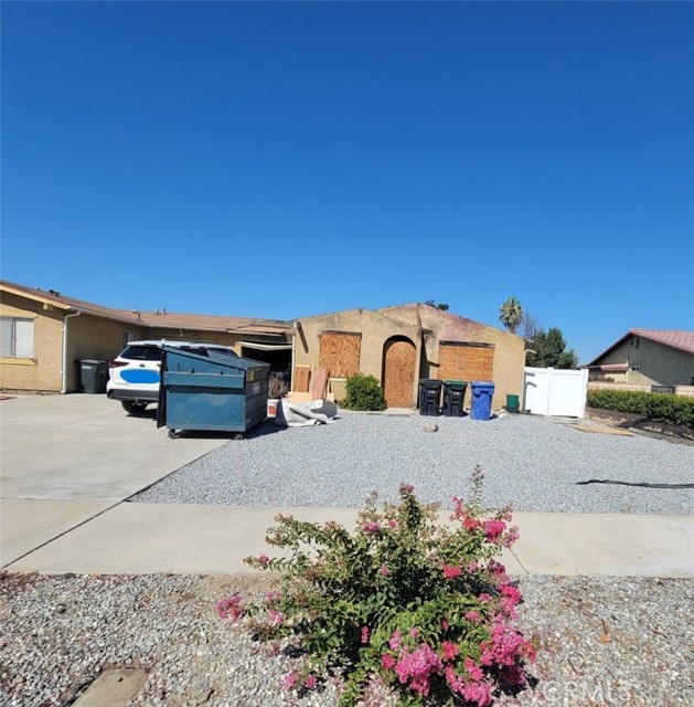 Detail Gallery Image 1 of 11 For 663 San Dimas St, Hemet,  CA 92545 - 2 Beds | 1 Baths