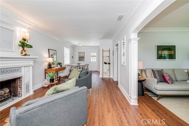 21219 Dumetz Road, Woodland Hills, CA, 91364 21219 Dumetz Road, Woodland Hills, CA, 91364