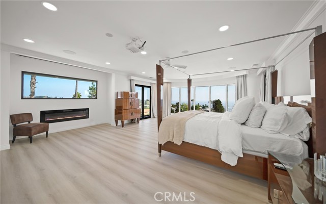 Detail Gallery Image 88 of 200 For 7930 Vulcan Dr, Los Angeles,  CA 90046 - 7 Beds | 8/1 Baths