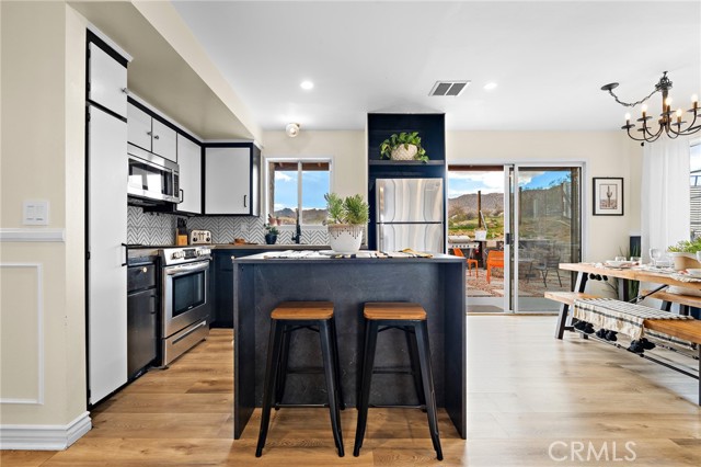 Detail Gallery Image 6 of 26 For 61625 Alta Vista Dr, Joshua Tree,  CA 92252 - 3 Beds | 1 Baths