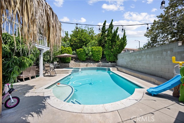 10798 Zinfandel Street, Rancho Cucamonga CA: https://media.crmls.org/medias/8aa488cf-a1fc-4146-b3d4-df5a85cb221a.jpg