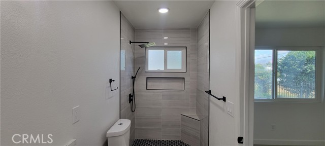 25361 Cottage Avenue, Loma Linda CA: https://media.crmls.org/medias/8aa51c67-8bfc-4801-b7c4-8e601d9ff49a.jpg