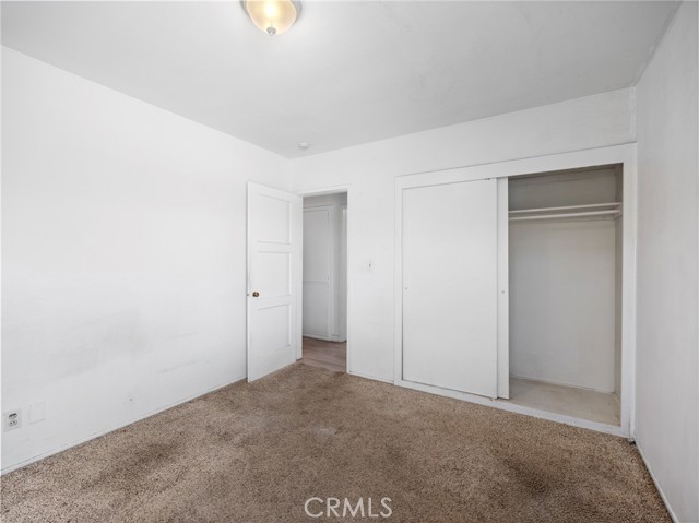 22933 Kent Avenue photo 21