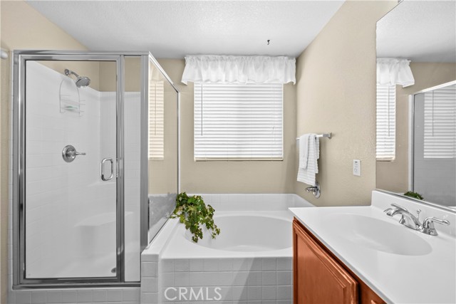29890 Berkshire photo 23