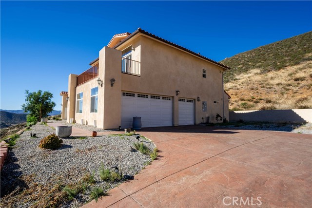 Detail Gallery Image 66 of 71 For 9455 Hierba Rd, Agua Dulce,  CA 91390 - 5 Beds | 4/1 Baths