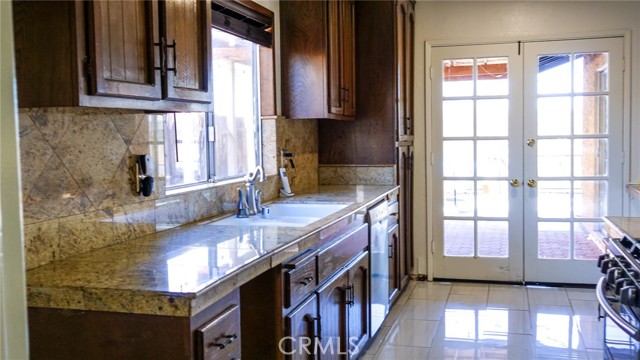 Detail Gallery Image 11 of 35 For 14114 Oakley Dr, Riverside,  CA 92503 - 3 Beds | 2 Baths