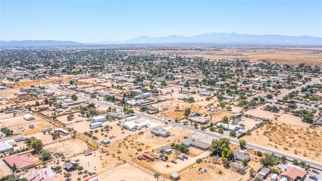 Detail Gallery Image 37 of 42 For 11215 Hawthorne Ave, Hesperia,  CA 92345 - 4 Beds | 2 Baths