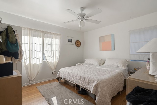 Detail Gallery Image 12 of 26 For 1119 Princeton Dr, Glendale,  CA 91205 - 2 Beds | 1 Baths