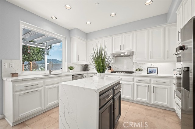 21672 High Country Drive, Rancho Santa Margarita CA: https://media.crmls.org/medias/8aa891d2-2b02-4484-9d86-14b2e31bdb89.jpg