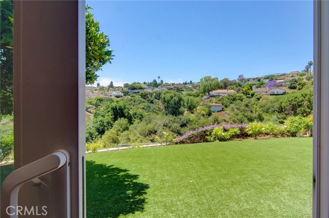 4814 Falcon Rock Place, Rancho Palos Verdes CA: https://media.crmls.org/medias/8aa8ff34-2016-4fc6-b879-8ee4982c288c.jpg