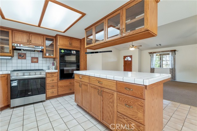 Detail Gallery Image 12 of 50 For 5335 Monterey, Paso Robles,  CA 93446 - 3 Beds | 3 Baths