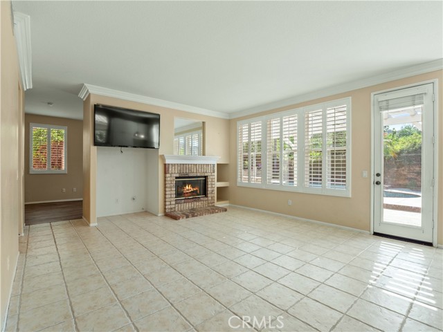 30375 June Rose Court, Castaic CA: https://media.crmls.org/medias/8aa9c5ff-7cde-442b-a452-2e4499f829f4.jpg