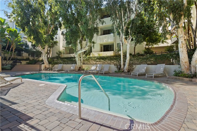 Detail Gallery Image 27 of 28 For 5325 Newcastle Ave #240,  Encino,  CA 91316 - 2 Beds | 2 Baths