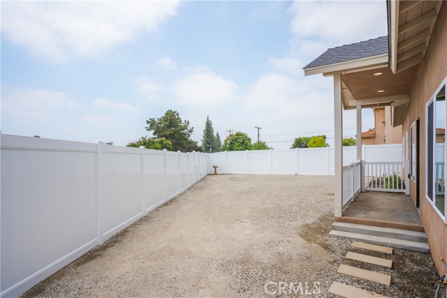 1734 E Ruddock Street, Covina CA: https://media.crmls.org/medias/8aaaea54-cda3-4bce-8763-b701fd382157.jpg