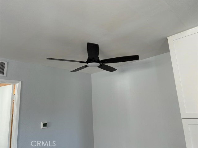 Detail Gallery Image 14 of 18 For 2811 S Fairview #B,  Santa Ana,  CA 92704 - 1 Beds | 1 Baths