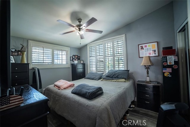 Detail Gallery Image 11 of 28 For 1913 W Beacon Ave, Anaheim,  CA 92804 - 5 Beds | 3 Baths