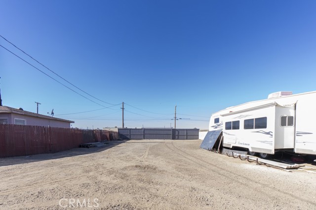 42052 3rd Street, Lancaster, California 93535, ,Commercial Lease,For Rent,42052 3rd Street,CRBB24251746