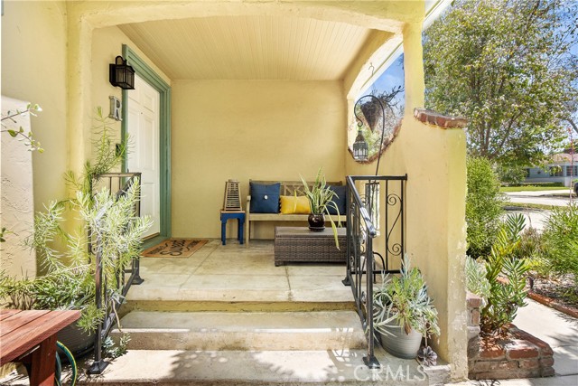Detail Gallery Image 4 of 55 For 13611 Walnut St, Whittier,  CA 90602 - 3 Beds | 2 Baths