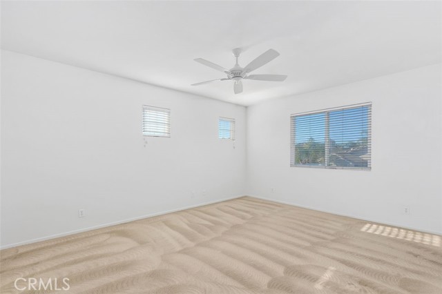 31090 Nassau Court, Temecula CA: https://media.crmls.org/medias/8aad5bd3-742d-40b1-a6c4-5fbc03283114.jpg