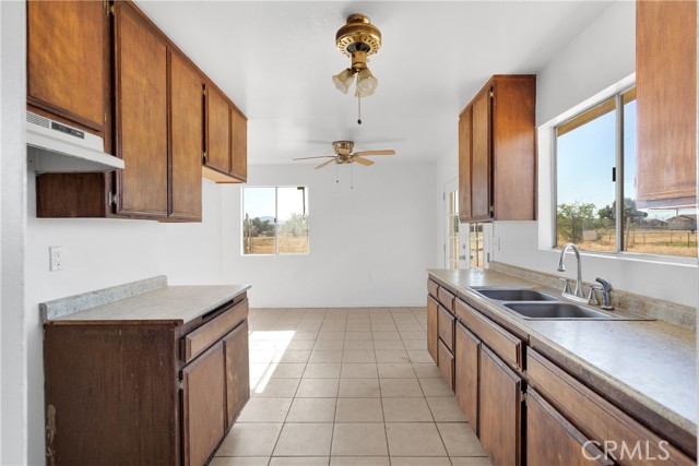 Detail Gallery Image 18 of 42 For 11845 Yates Ave, Adelanto,  CA 92301 - 3 Beds | 2 Baths