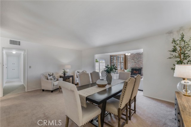 Detail Gallery Image 3 of 24 For 1211 S Fremont St, Anaheim,  CA 92804 - 4 Beds | 1/1 Baths