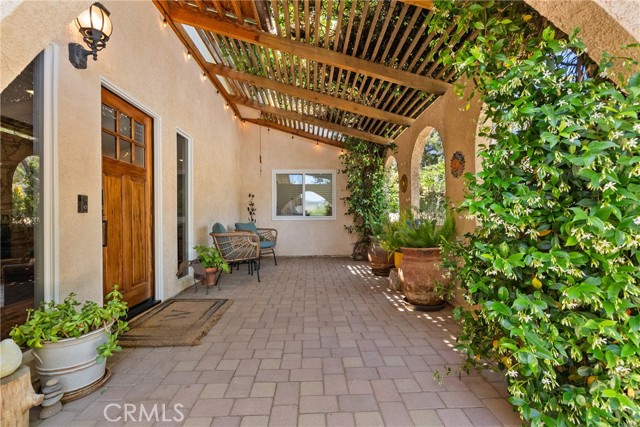 39662 86th W Street, Leona Valley CA: https://media.crmls.org/medias/8aae8f44-2354-455e-8f06-5831ed002c16.jpg