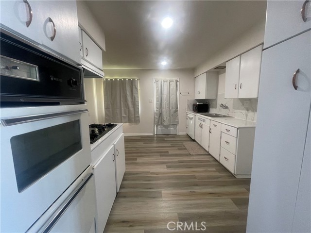 Detail Gallery Image 5 of 7 For 828 W Avenue J14, Lancaster,  CA 93534 - 3 Beds | 2 Baths