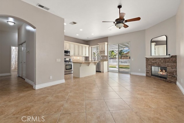 Detail Gallery Image 7 of 40 For 6253 Brian Cir, Jurupa Valley,  CA 92509 - 3 Beds | 2 Baths