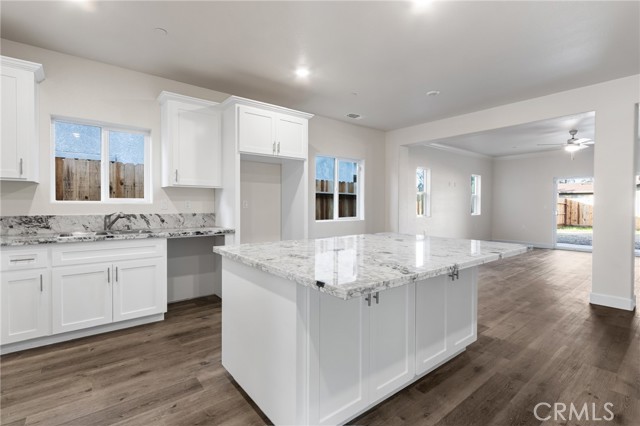 Detail Gallery Image 7 of 22 For 2967 Capella Drive, Merced,  CA 95341 - 4 Beds | 2 Baths