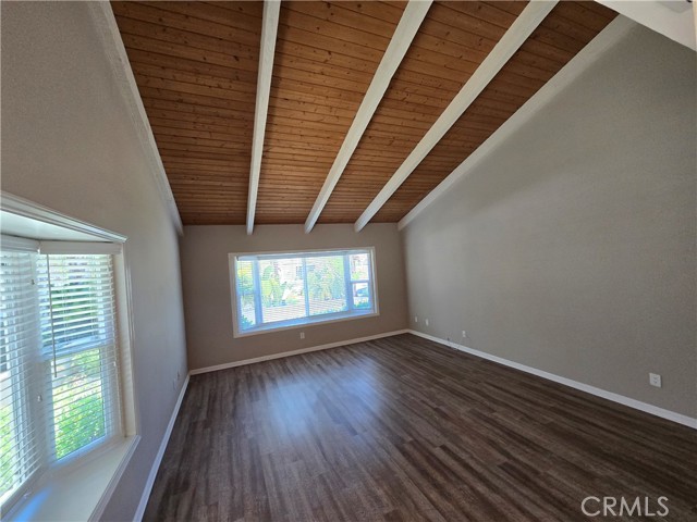 Detail Gallery Image 5 of 33 For 914 Huntington St, Huntington Beach,  CA 92648 - 3 Beds | 3 Baths