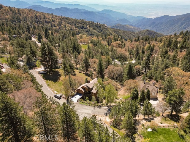 Detail Gallery Image 35 of 38 For 30097 Enchanted Rd, Running Springs,  CA 92382 - 4 Beds | 3 Baths