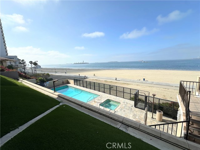 Detail Gallery Image 2 of 44 For 1750 E Ocean Bld #201,  Long Beach,  CA 90802 - 2 Beds | 2 Baths