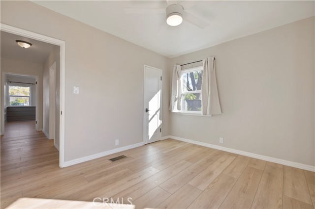 Detail Gallery Image 22 of 42 For 9816 Burnet, North Hills,  CA 91343 - 3 Beds | 2 Baths