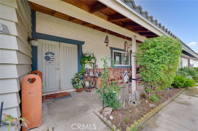 Detail Gallery Image 4 of 37 For 5344 Lucretia, Jurupa Valley,  CA 91752 - 4 Beds | 2 Baths