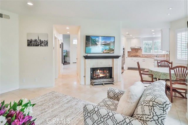 Detail Gallery Image 14 of 46 For 5028 Benedict Ct, Oak Park,  CA 91377 - 3 Beds | 2/1 Baths