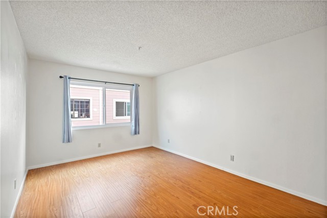 Detail Gallery Image 6 of 36 For 1505 S Atlantic #E,  Alhambra,  CA 91803 - 2 Beds | 2/1 Baths