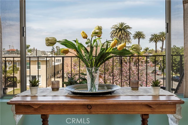 191 Kennebec Avenue, Long Beach CA: https://media.crmls.org/medias/8ab24058-41e4-4bba-ac59-a499dffd349e.jpg