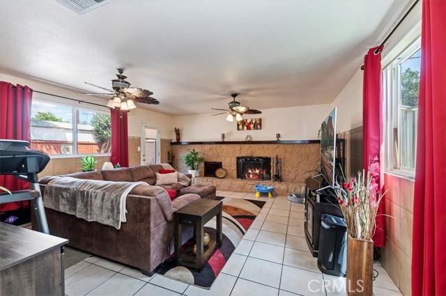 Detail Gallery Image 29 of 38 For 1968 Miramar St, Pomona,  CA 91767 - 3 Beds | 2 Baths