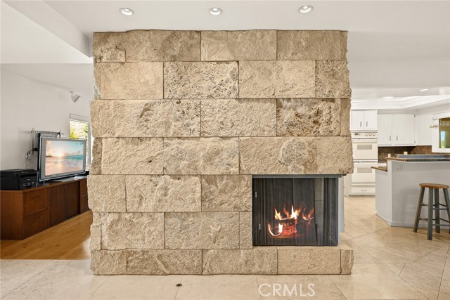 250 Hillgreen Place, Arcadia CA: https://media.crmls.org/medias/8ab2a50b-58fa-4603-88a8-c10419b40aec.jpg